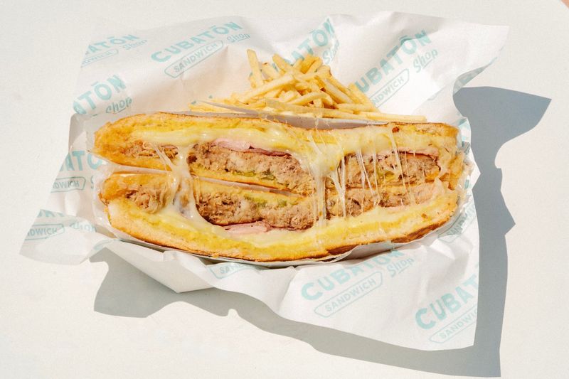 Cubatón Sandwich Shop, Miami Beach, FL