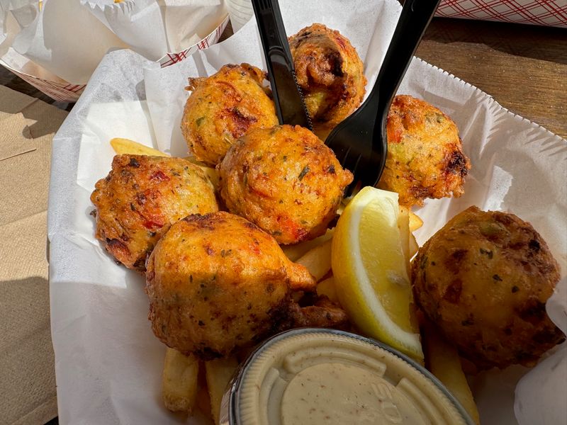 DJ's Clam Shack
