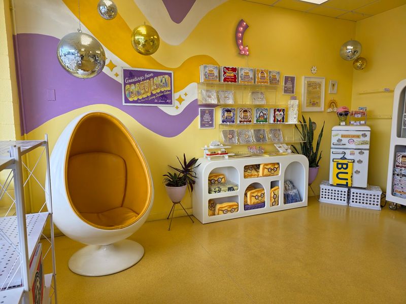 The Creve Coeur Shop Keeps The Stop Simple