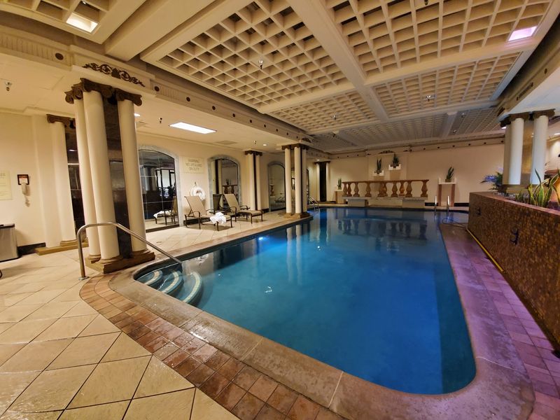 Unwind Like A Duck With A Pool, Spa, And Rooftop Views