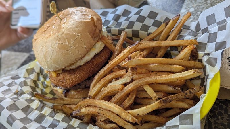 Pimento Cheese and Fried Green Tomatoes, a Southern Power Pair