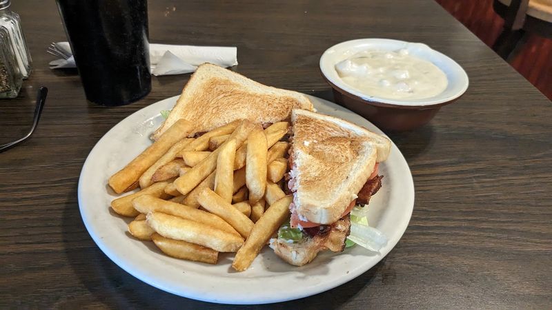 Lunch Brings Burgers, Soup, And Some Seriously Good Fries