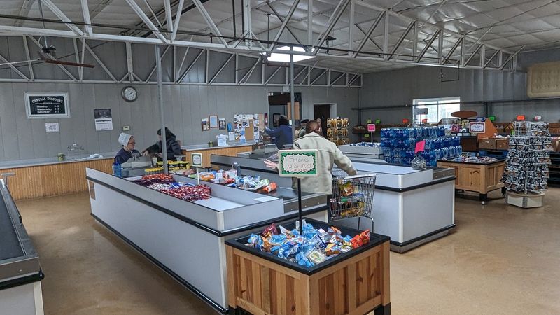 Central Discount Grocery, Kalona