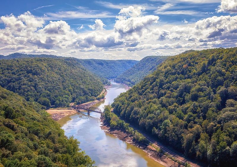 Hawks Nest Overlook Trail, Ansted, WV