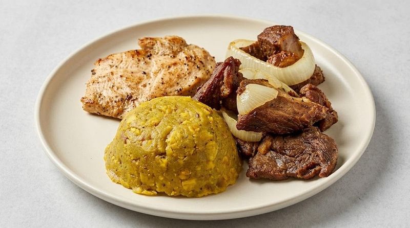 787 Mofongo