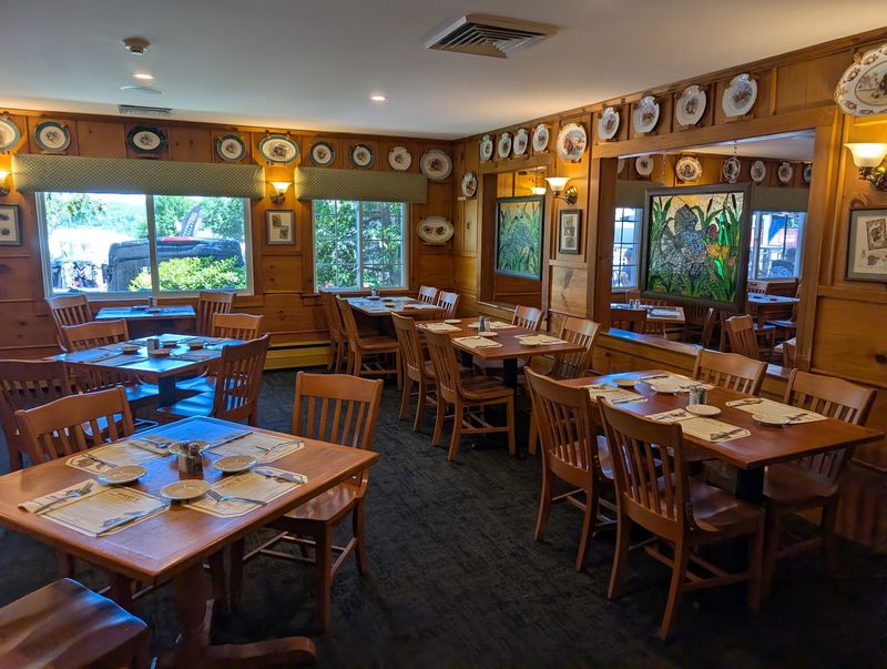 Spacious Dining Rooms And Classic New England Charm Make Hart's Special