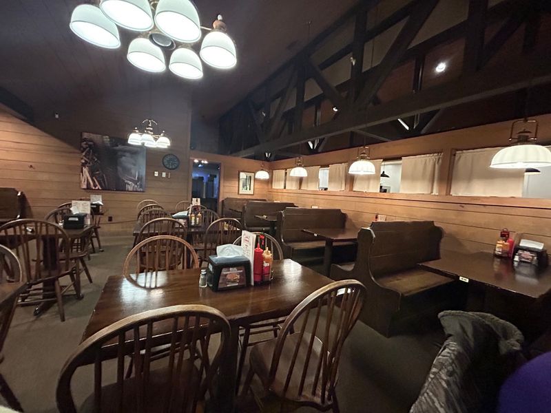 Who Will Love a Meal Here