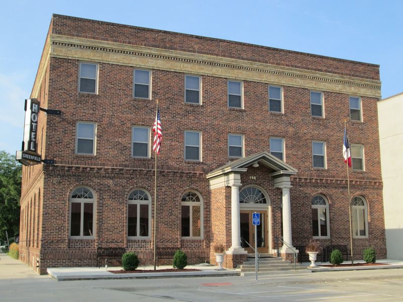 Hotel Greenfield, Greenfield