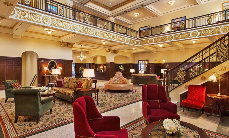 Hotel Settles