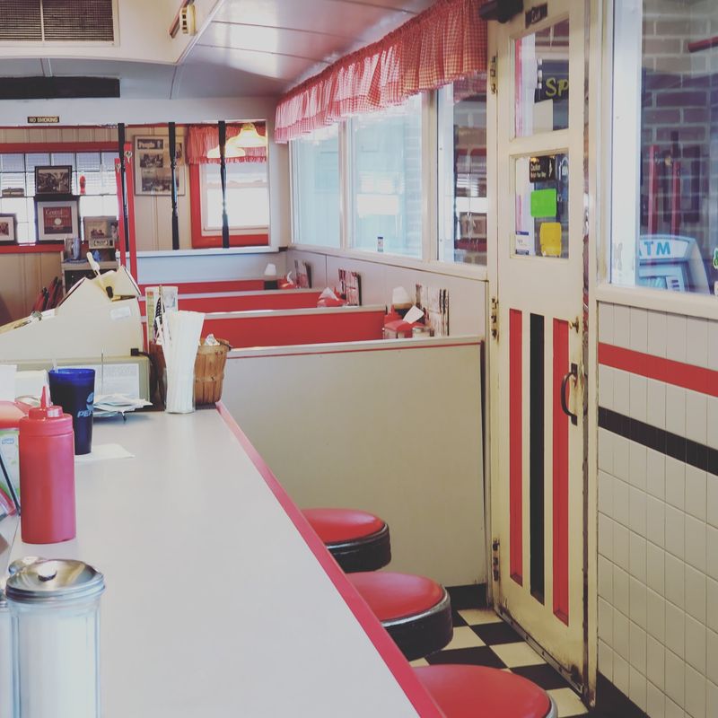 Why This Little Diner Earns the Detour