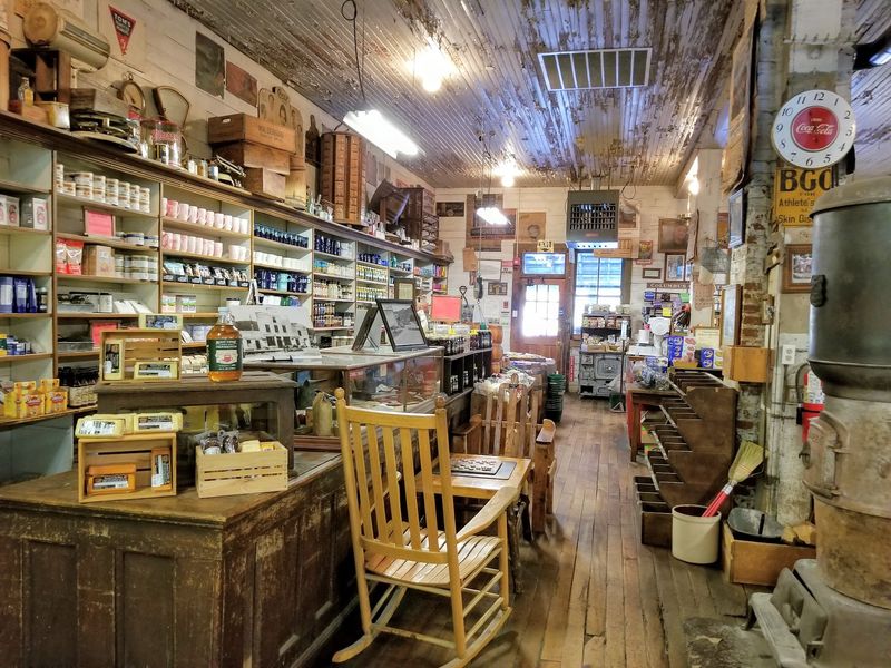 Why the Old Mast Store Deserves a Spot on Your Weekend