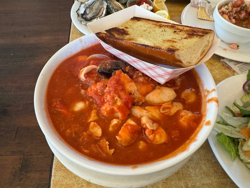 A Worthy Detour for Seafood Lovers