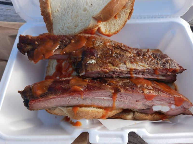A Smoky Detour Worth Planning This Weekend