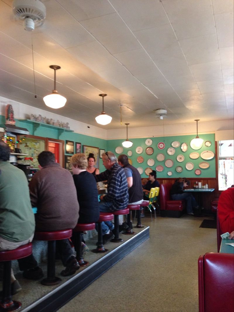 A Little Diner on Fourth Street