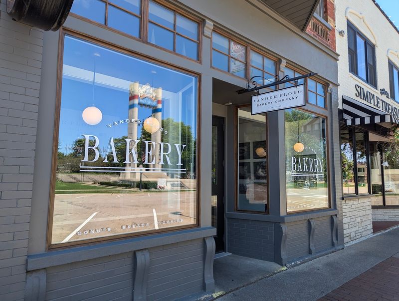 Vander Ploeg Bakery, Pella