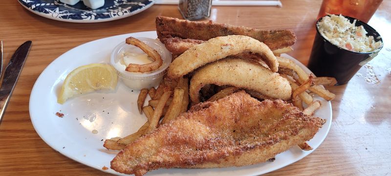 Brennan's Fish House - Grand River, OH