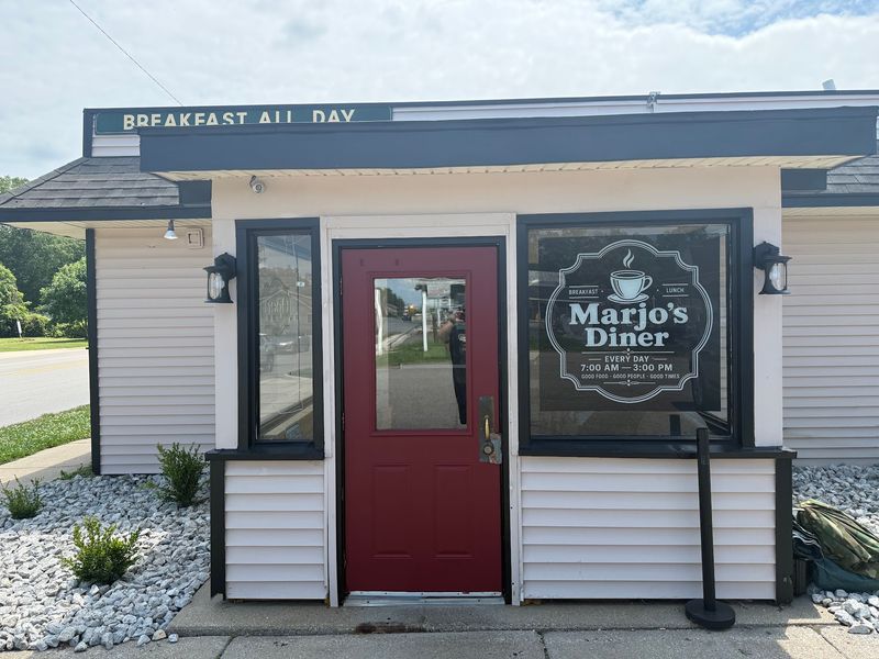 Mar-Jo’s Diner