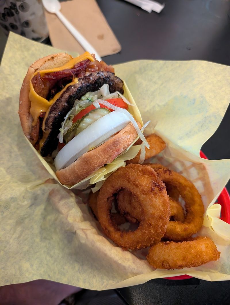 A Burger Worth the Beach Trip