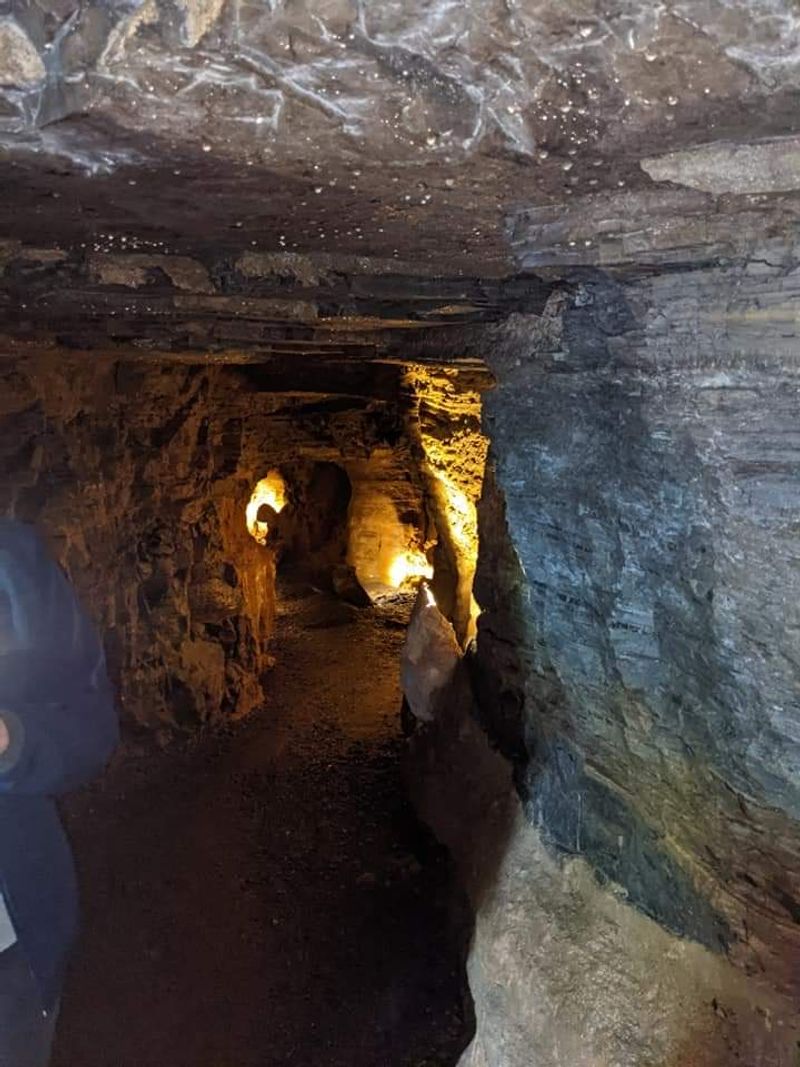 Lincoln Caverns