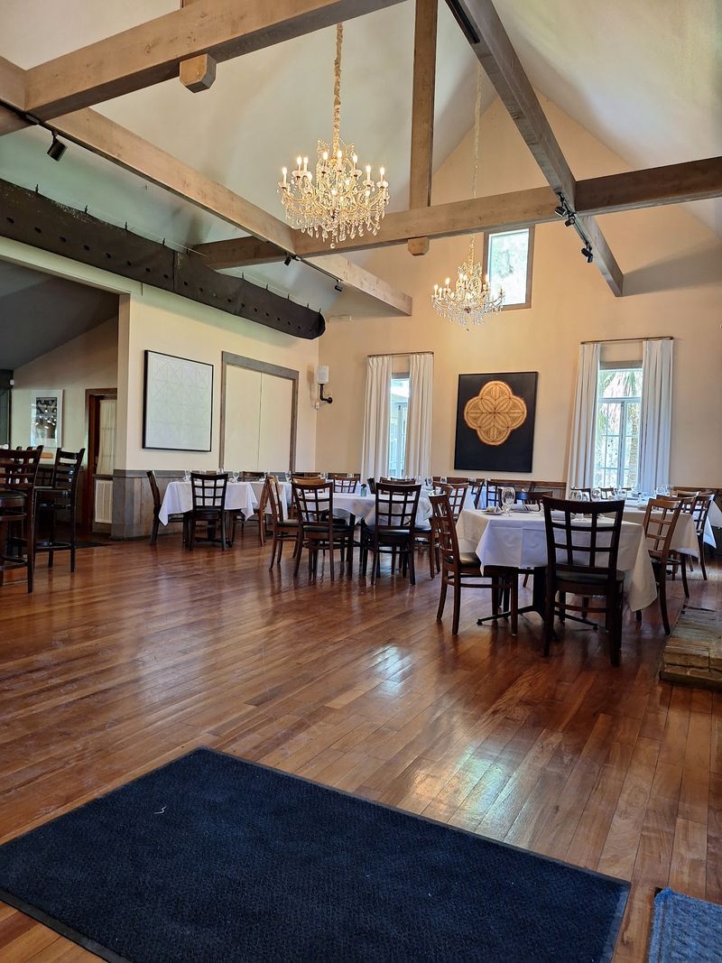 Gorgeous Art Turns The Indoor Rooms Into A Gallery
