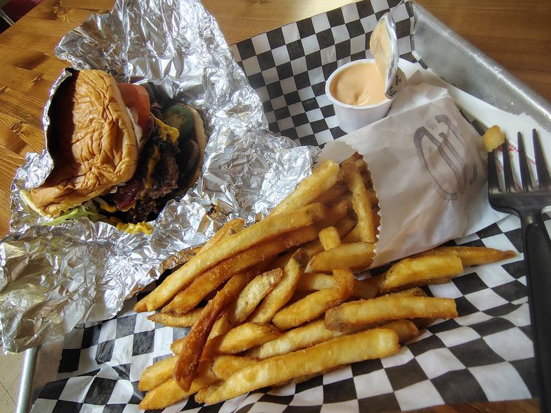 Custom Burgers Help Different Appetites Share A Stop