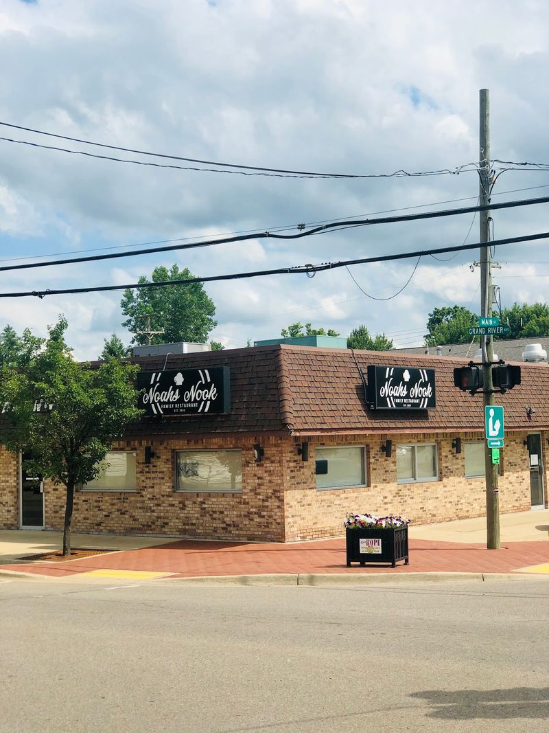 Noah’s Nook Family Restaurant