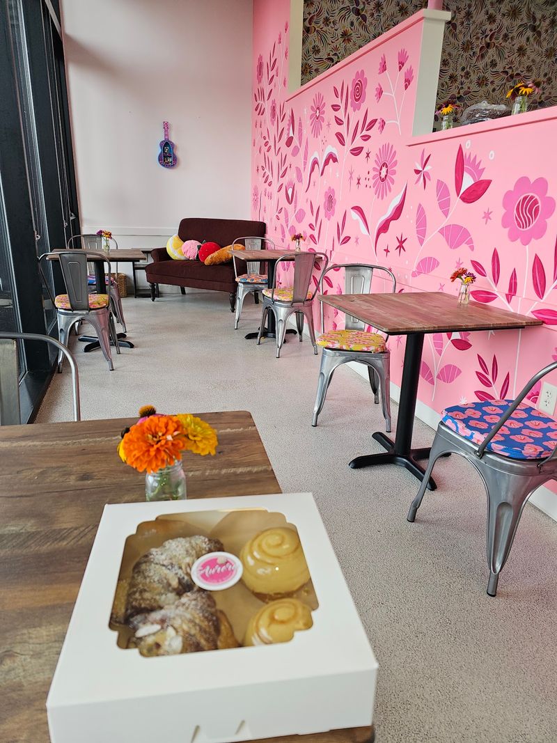 Aurora Cafe & Bakery