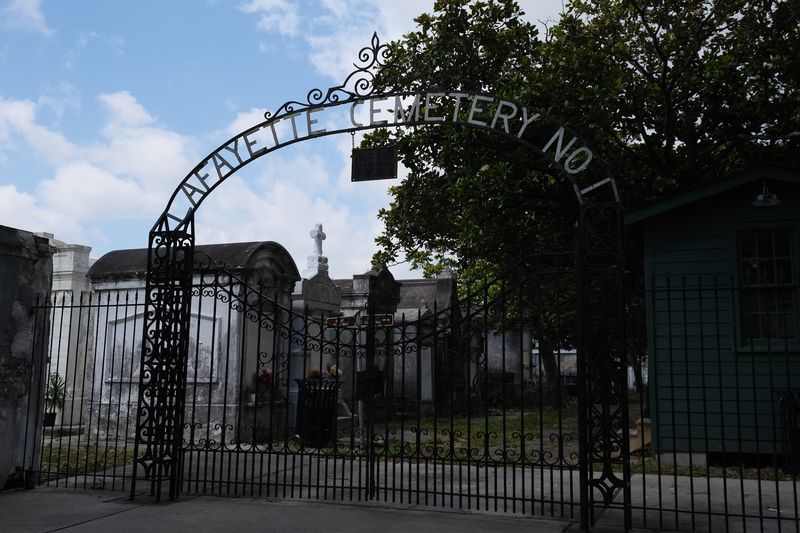 Lafayette Cemetery No. 1 Behind The Garden District Gates