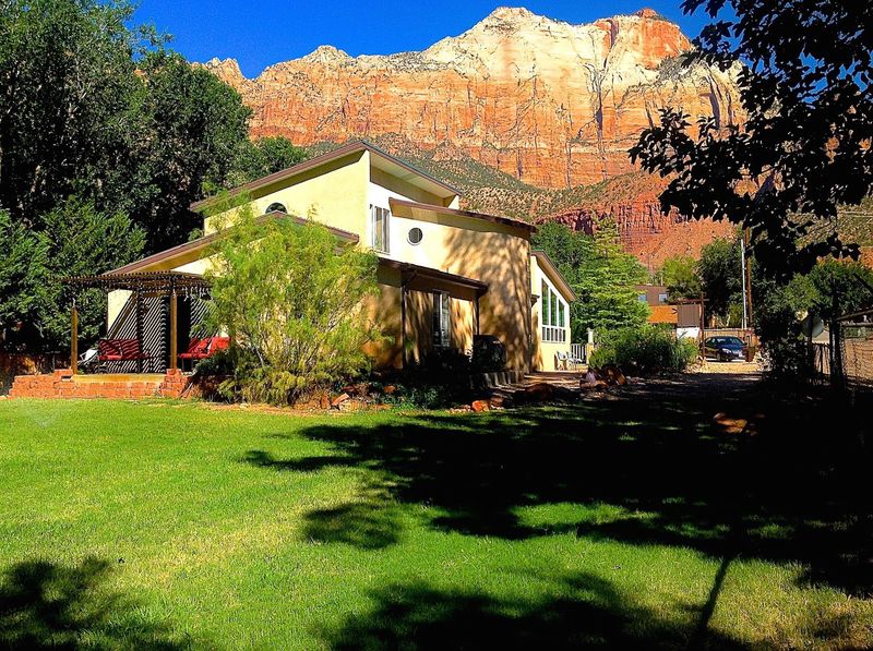 Springdale: Worker Homes Near Zion