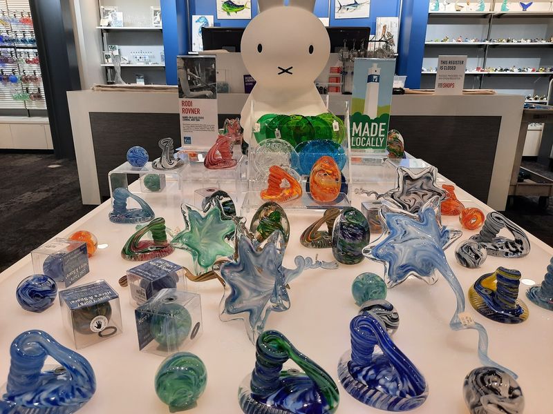 Make A Glass Keepsake With Your Own Two Hands