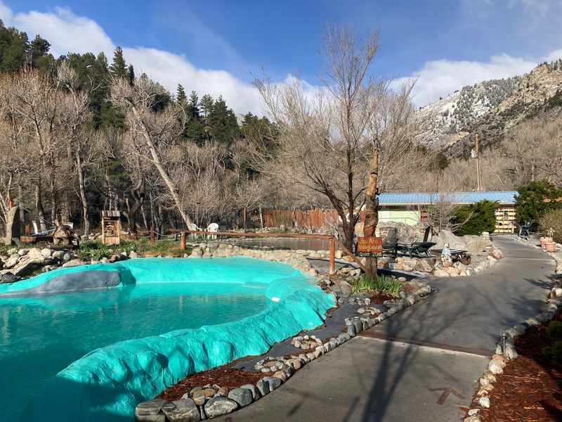 Cottonwood Hot Springs Inn & Spa