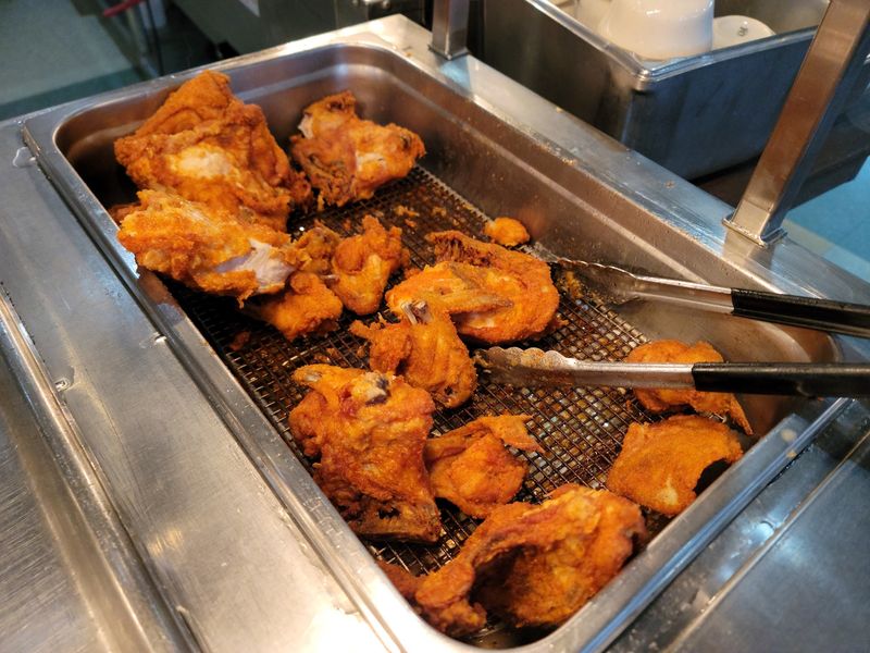 Your Next Ohio Road Trip Should End At This Amish Country Table