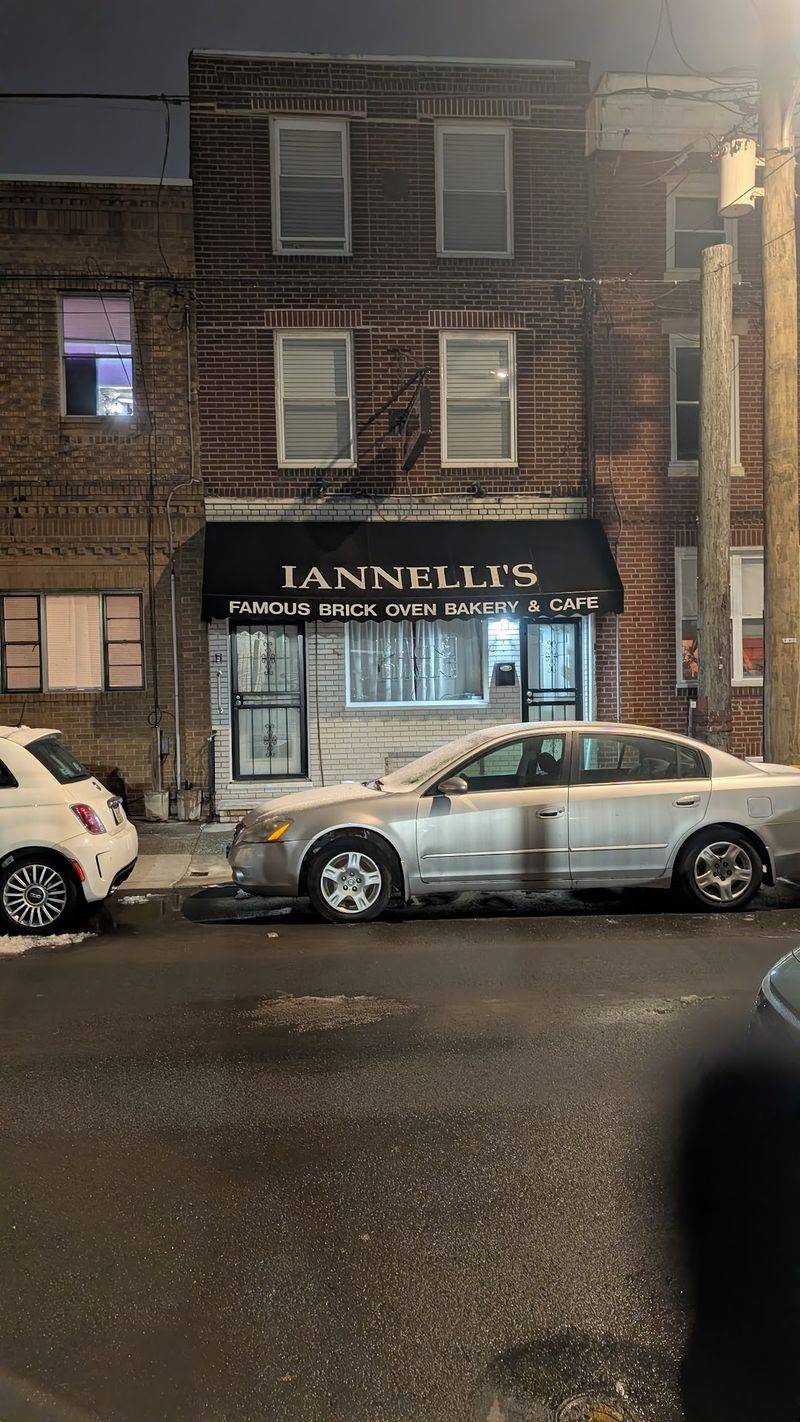 Iannelli's Bakery