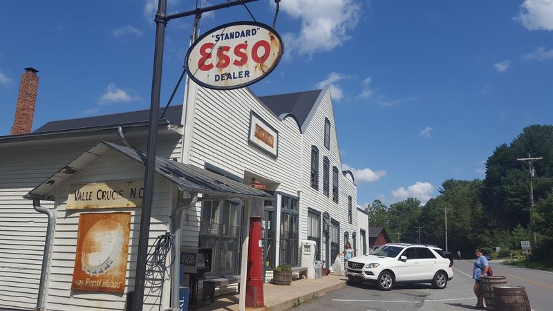 Hours, Parking, and the Winding Drive In