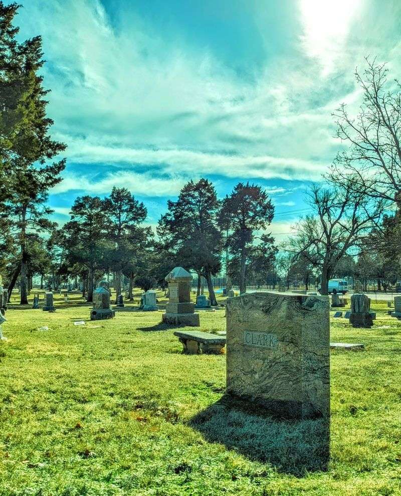 Maple Grove Cemetery