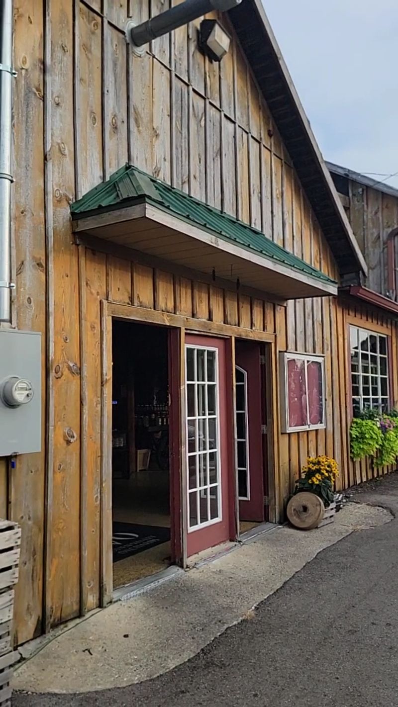 An Orchard Farm In Lebanon, Ohio, Worth The Gas Money