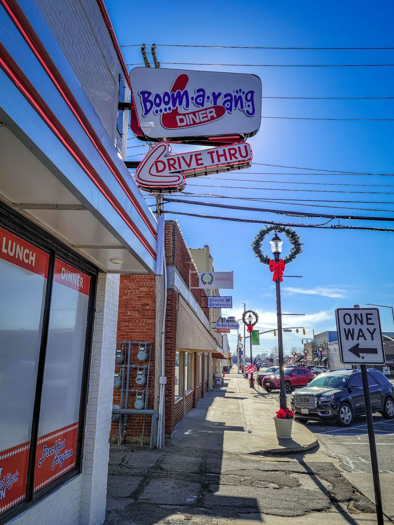 Boomarang Diner