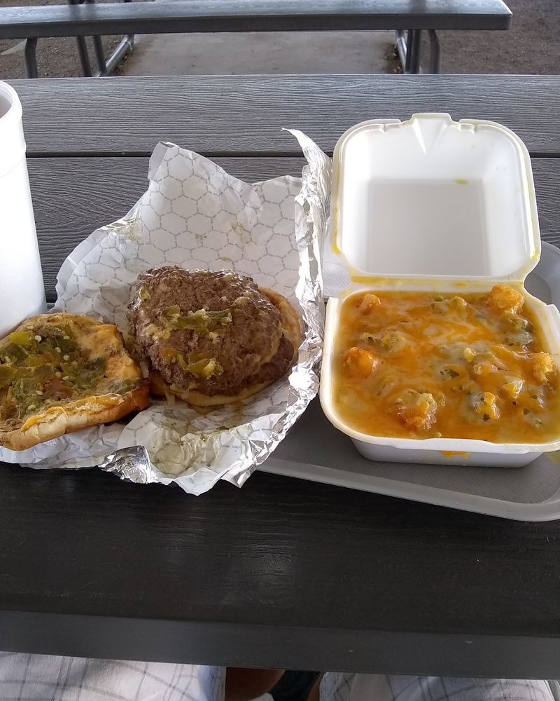 The Green Chile Cheeseburger Everyone Talks About