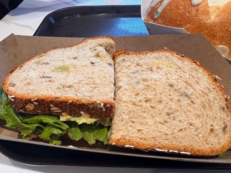 Sandwiches, Pinsa, and Seafood Plates