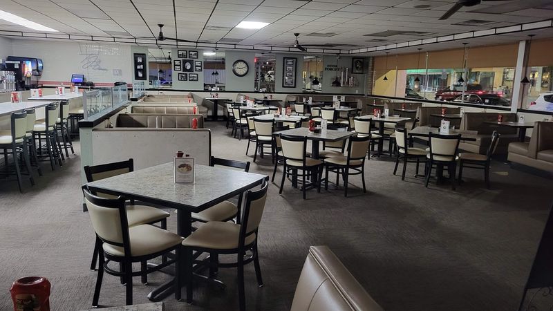 TJ's Diner
