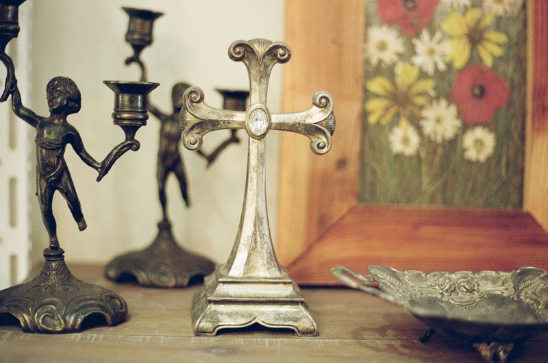 Antique Shopping Works Best Without A Shopping List