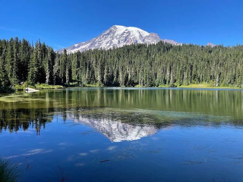 Set Your Alarm For The Mirror Trick At Reflection Lakes