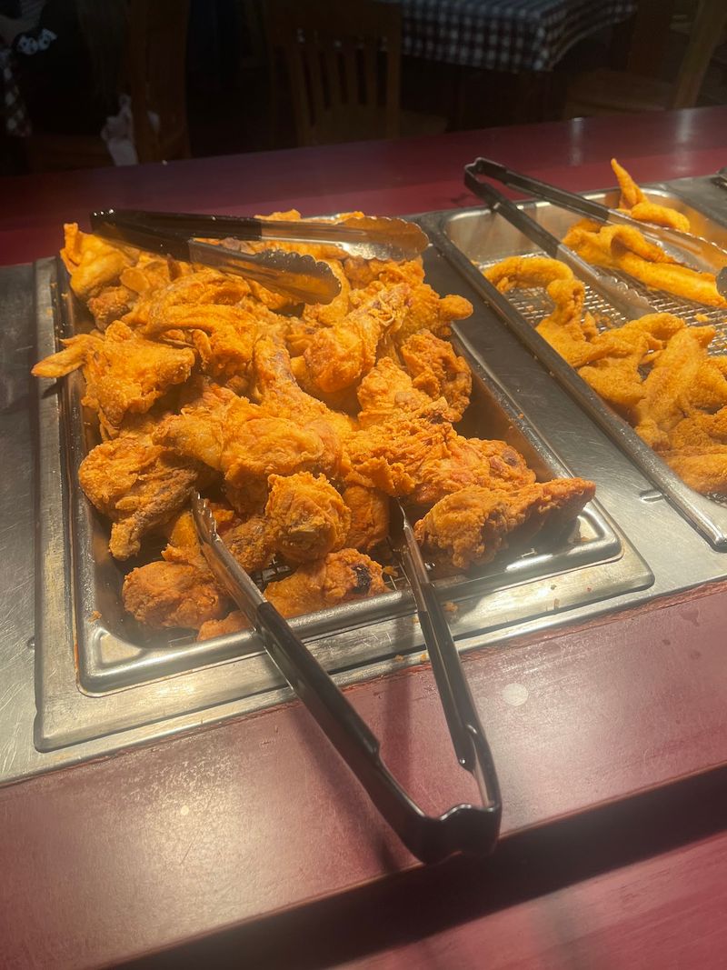 Stuffed Crab And Fried Chicken Keep Everybody Happy