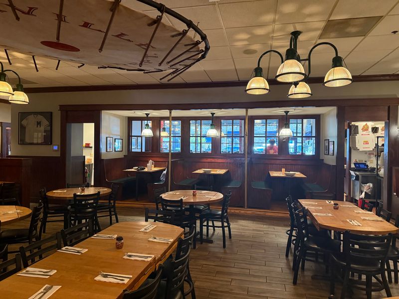 Lou Malnati's Pizzeria