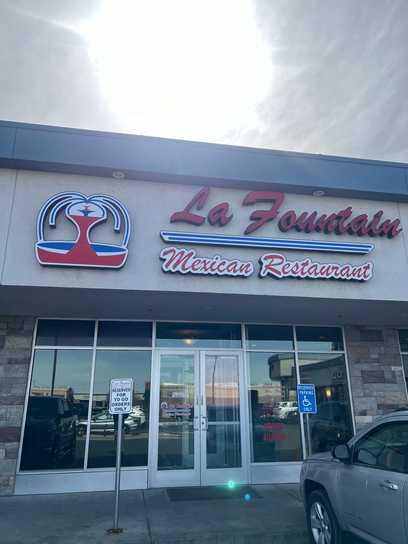 La Fountain Mexican Restaurant