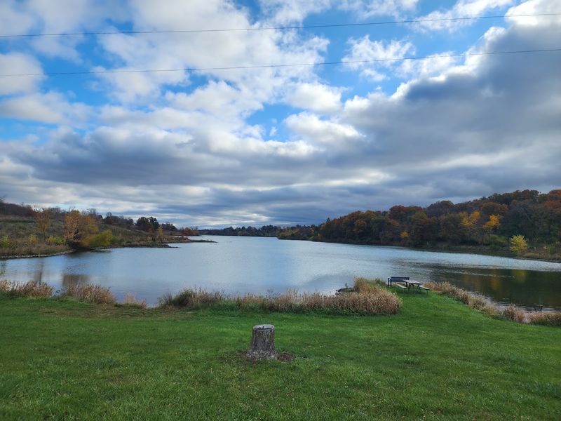 Lake Iowa Park, Ladora