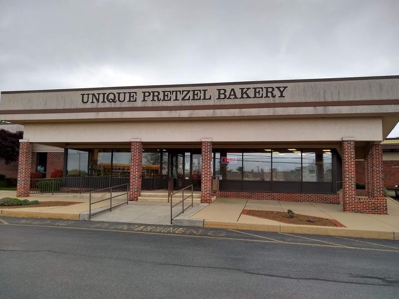 Why This Pretzel Stop Earns A Spot On Your Holiday List