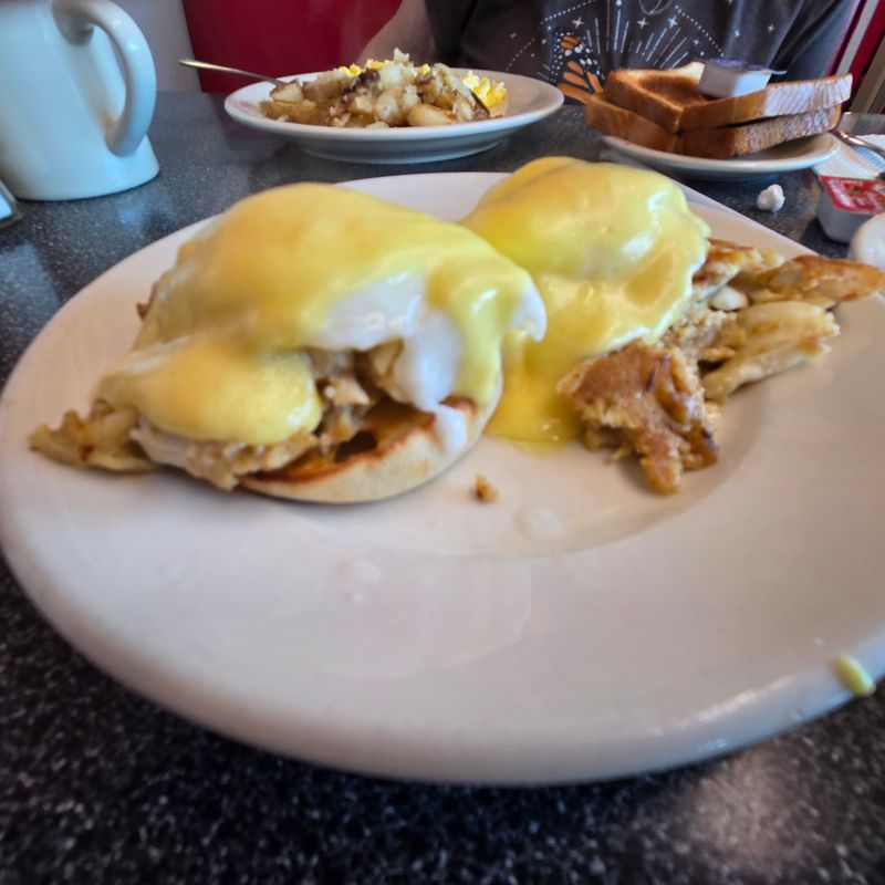 Jumbo Crab Benedict Worth the Drive