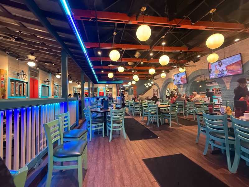 A Bourbon Street Seafood Spot Turns Into A Holiday Feast