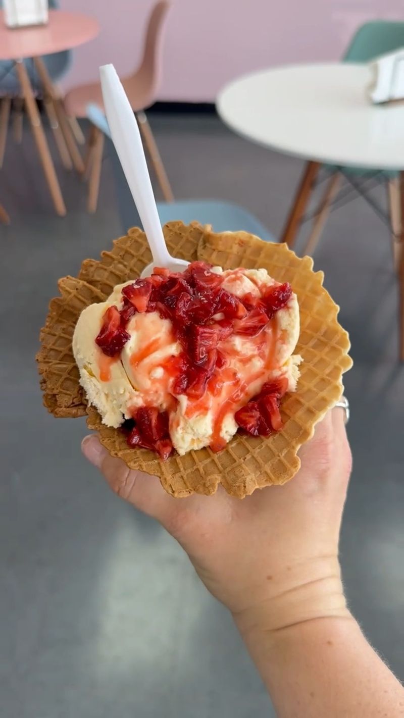 Scoop There It Is: Harahan’s Newer Sweet Stop